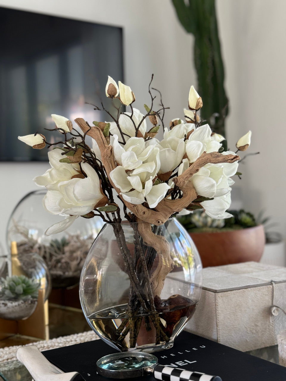 10" Moon Vase With Magnolias