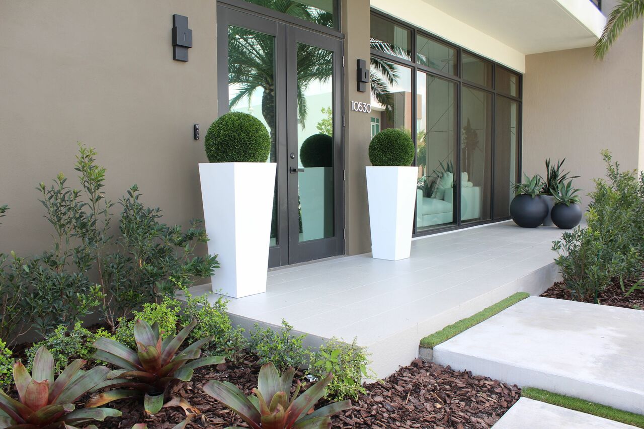 20" Topiary with Large Beau Fiberglass Vase