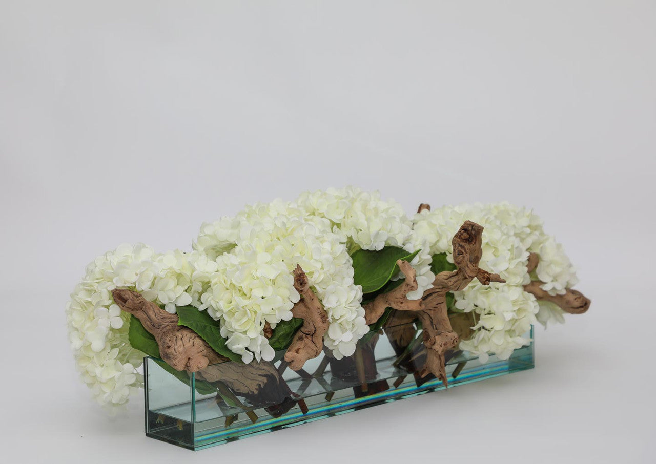 Cache-pot en verre plat Casa Moderna aux hortensias et bois flotté